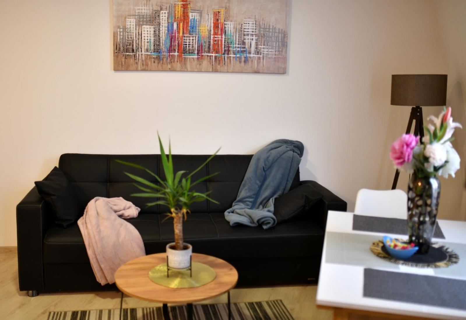 West In Apartments Čačak エクステリア 写真