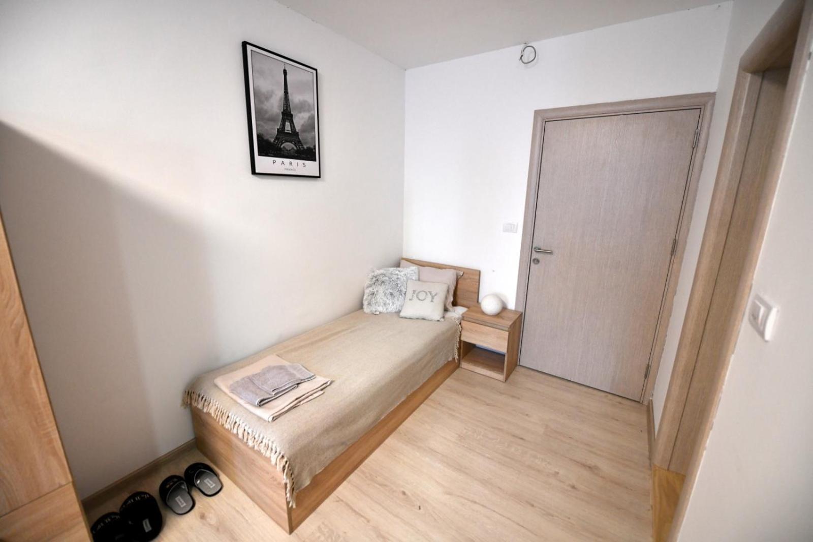 West In Apartments Čačak エクステリア 写真